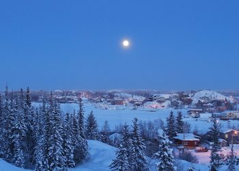 Canadian government pledges over C$2bn for mine cleanup in North